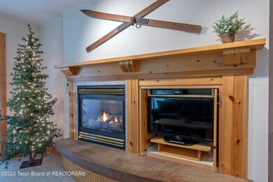 2740 Shadowmoon Ln unit 113, Driggs, ID 83422 - photo 5