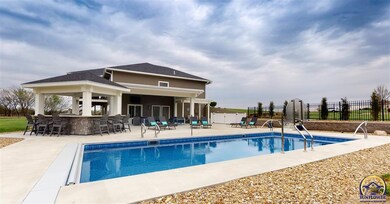 5019 SW Knudsen Rd, Topeka, KS 66610 - photo 5