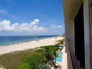 Lovely beach front with view of pier