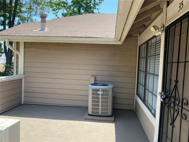 11350 Foothill Blvd unit 35, Sylmar, CA 91342 - photo 2