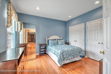 07-GUEST BEDROOM