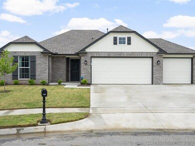 1614 E 139th St, Glenpool, OK 74033 - photo 2