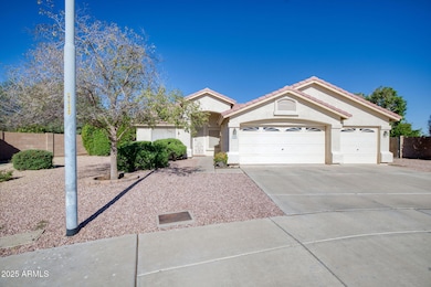 2010 S 80th Ln, Phoenix, AZ 85043 - photo 2