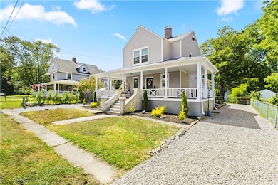 59 Wentworth Ave, Warwick, RI 02889 - photo 2