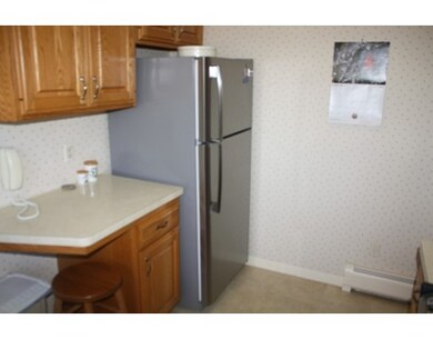 9 Oakman St, Turners Falls, MA 01376 - photo 5