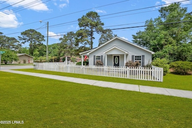 1205 Duncan Dr, Beaufort, SC 29902 - photo 6