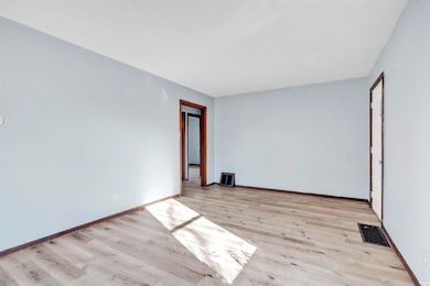 1111 Nevada Ave, Fort Wayne, IN 46805 - photo 3