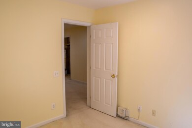 5421 Summer Leaf Ln, Alexandria, VA 22312 - photo 6