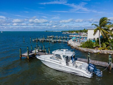 111823 104160 Overseas Hwy SIZED dfp-68