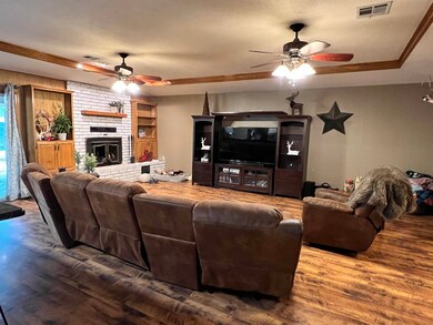 1913 Quail Rd, Marlow, OK 73055 - photo 4