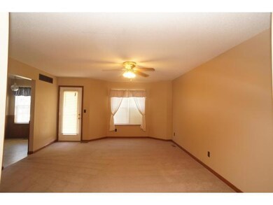 10 Belmont Place E, Batesville, IN 47006 - photo 2