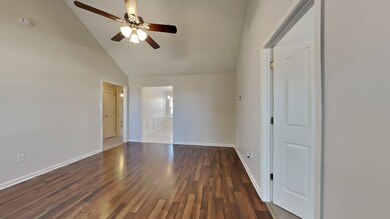 228 Shelbyville Mills Rd, Shelbyville, TN 37160 - photo 4