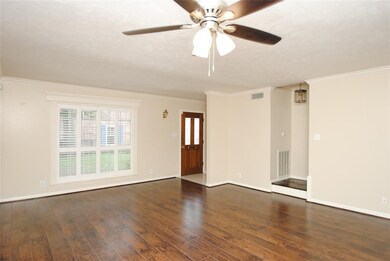 6349 Del Monte Dr unit 90, Houston, TX 77057 - photo 4