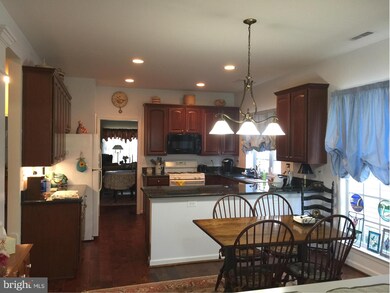 135 Saddletop Dr unit 387, Taneytown, MD 21787 - photo 7