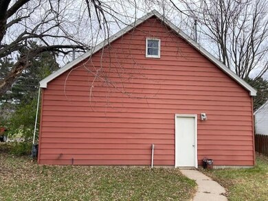 3810 2nd Ave E, Hibbing, MN 55746 - photo 4