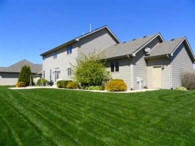 9250 Drake Dr, Saint John, IN 46373 - photo 2