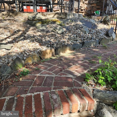 175 Stoneway Ln, Bala Cynwyd, PA 19004 - photo 3