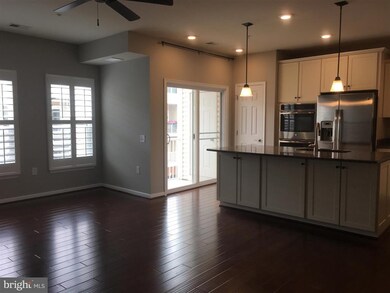 43493 Town Gate Square, Chantilly, VA 20152 - photo 7