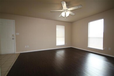 219 N Denton St unit 201, Weatherford, TX 76086 - photo 6