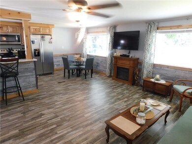 37250 Lakewood Dr, Zephyrhills, FL 33542 - photo 6