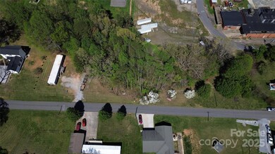 12 Hoyle St unit 12, Marion, NC 28752 - photo 3