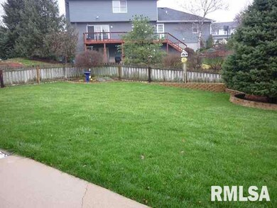 1104 W 57th St, Davenport, IA 52806 - photo 4