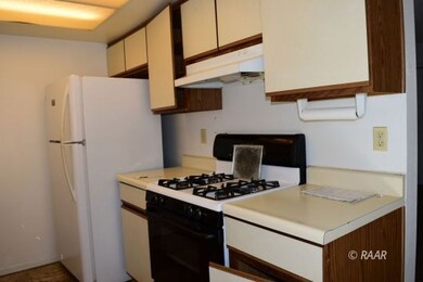 Kitchen - Unit C