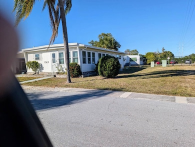 29081 US Hwy 19N Lot 145 Ceylon, Clearwater, FL 33761 - photo 2