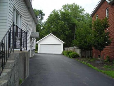 Parking Lot/Garage Side entrance to house