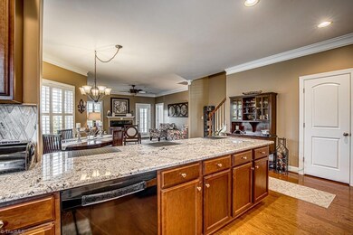 731 Piedmont Crossing Dr, High Point, NC 27265 - photo 6