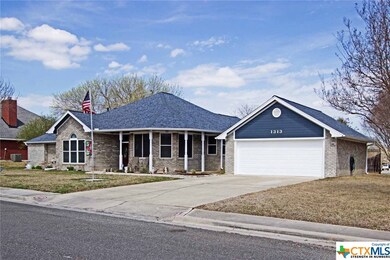 1313 Bluebird Trail, Copperas Cove, TX 76522 - photo 2