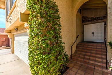 1806 E Redfield Rd-4