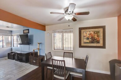 8-web-or-mls-E 9th Ave-008