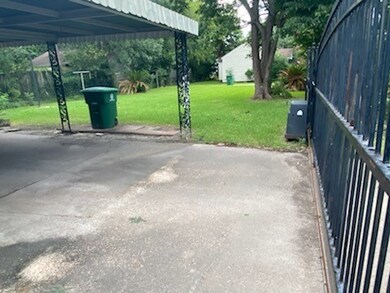 4002 Wipprecht St, Houston, TX 77026 - photo 4