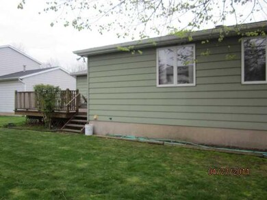 1078 Remington Dr, North Tonawanda, NY 14120 - photo 2