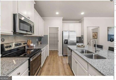 1129 Georgian Point Dr, Lawrenceville, GA 30045 - photo 6