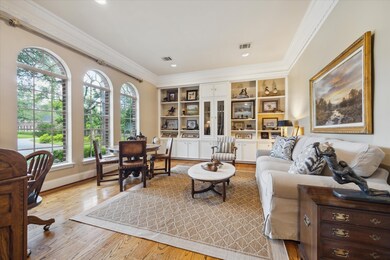 345 Knipp Rd, Houston, TX 77024 - photo 7