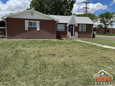 521 3rd St, Tribune, KS 67879 - photo 2
