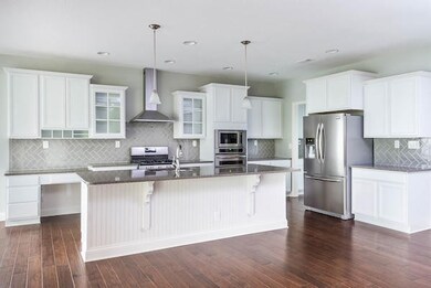 2043 Creekside Manor Ln, Knoxville, TN 37932 - photo 6