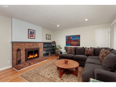 2110 Fairview St, the Dalles, OR 97058 - photo 6