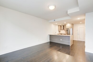 Gull's Cove unit 7090, Jersey City, NJ 07302 - photo 2