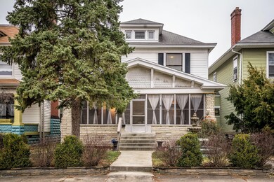 1905 E Oak St-02