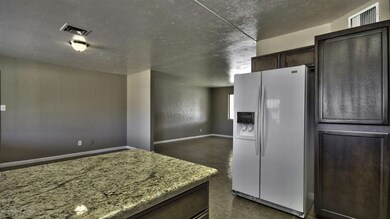 3126 N 44th Ln, Phoenix, AZ 85031 - photo 7
