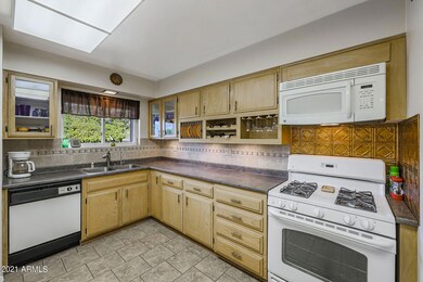 10234 W Andover Ave, Sun City, AZ 85351 - photo 2