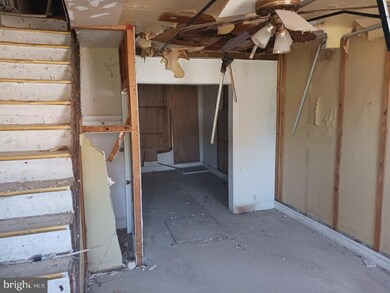 2645 Dulany St, Baltimore, MD 21223 - photo 7