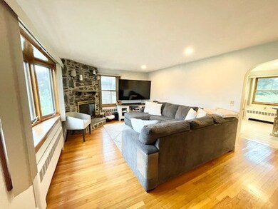 109 Morrison Ave, Middletown, RI 02842 - photo 6