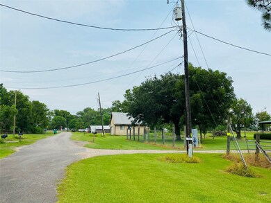 4698 Duchess Lane County Road 305, Alvin, TX 77511 - photo 3