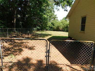 4631 Merrywood Ln, Gastonia, NC 28052 - photo 3