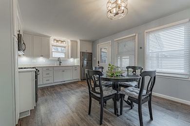 1204 N Ottawa St, Lincoln, IL 62656 - photo 7