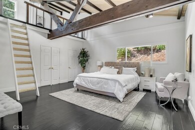 4631 Ensenada Dr, Woodland Hills, CA 91364 - photo 4